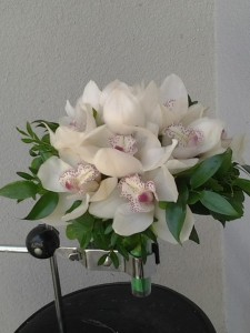 Bukiet ślubny dla druhny z orchidei